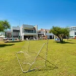 Villa Seafront Protarász