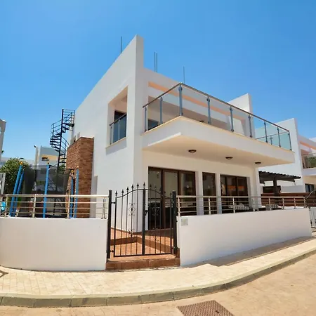 Seafront Villa Protarász