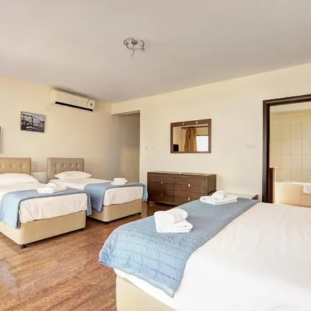 Seafront بروتاراس