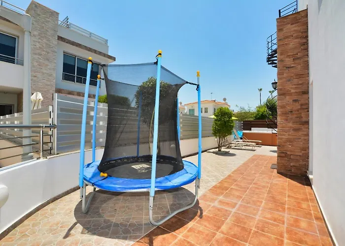 Villa Seafront Protaras