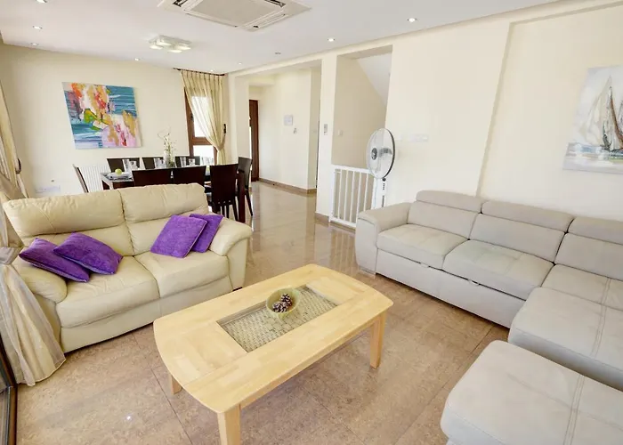 Βίλα Seafront Πρωταράς